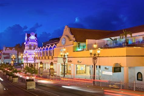 renaissance mall aruba